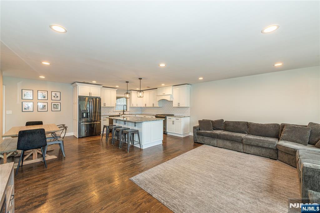 28 Riverview Road - Photo 2