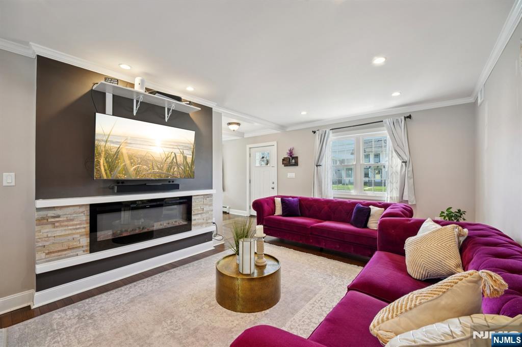 525 Ramapo Avenue - Photo 2