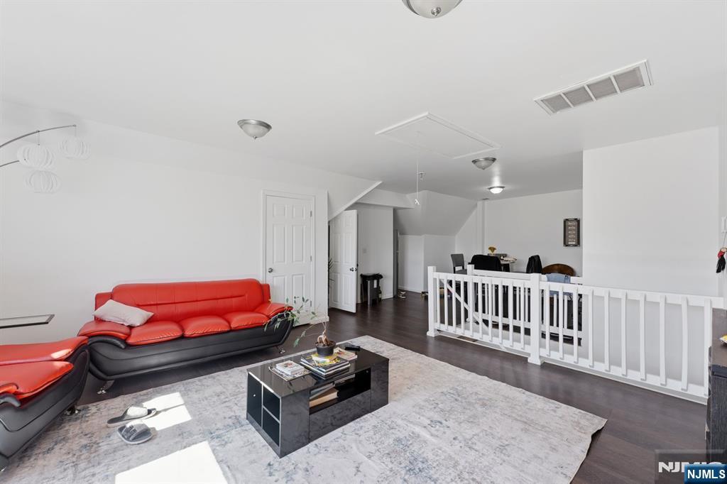 7 Prospect Terrace, East Orange, NJ, 07017