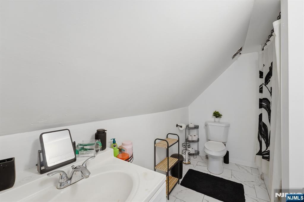 7 Prospect Terrace, East Orange, NJ, 07017