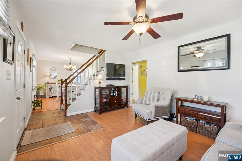 23 Smith Avenue - Photo 4