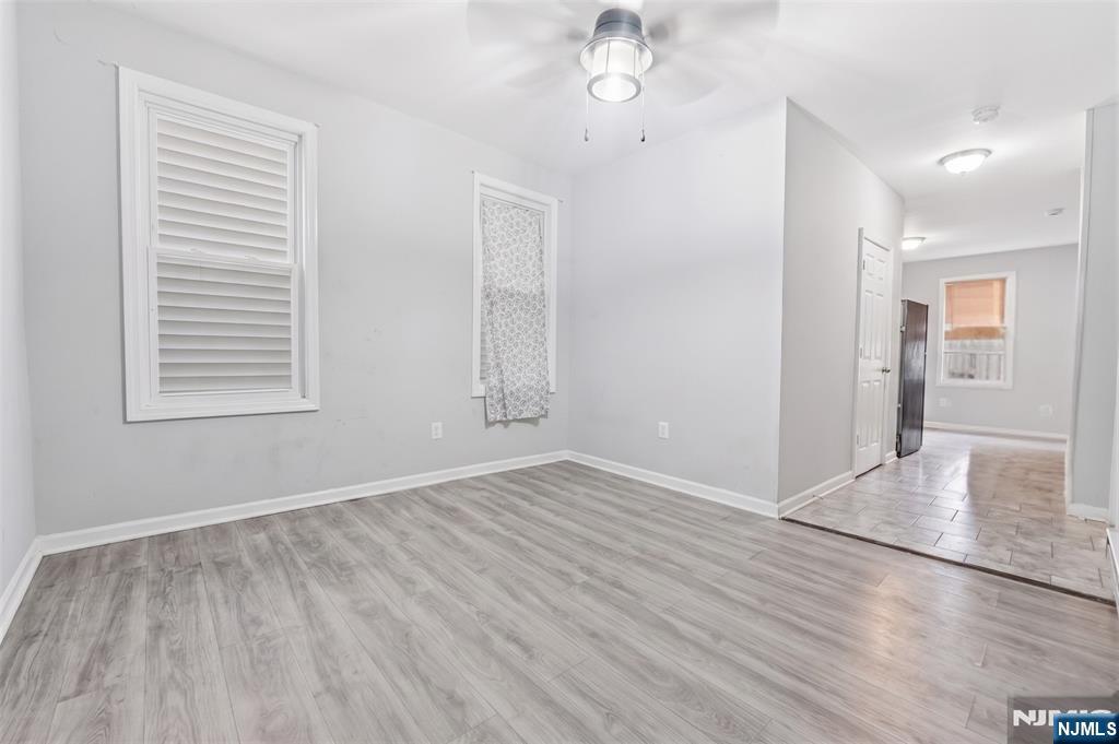 647 19th Street - Photo 3