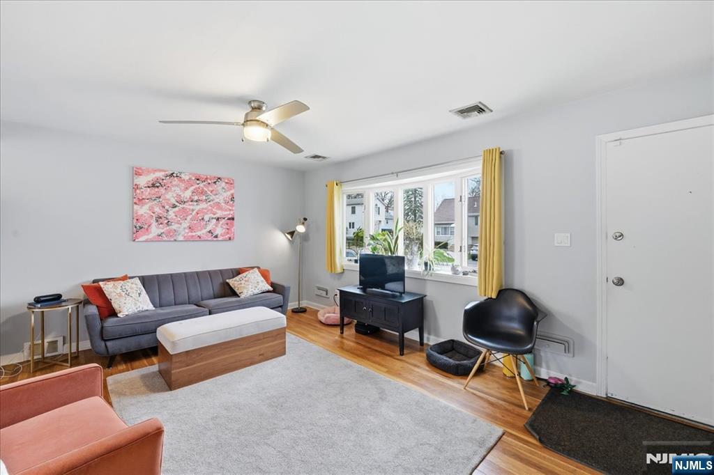 51 Albert Terrace - Photo 5