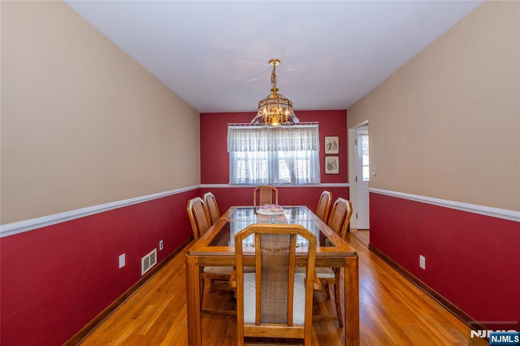 293 Maitland Avenue - Photo 4