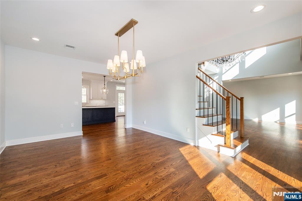 8 Broad Street - Photo 4