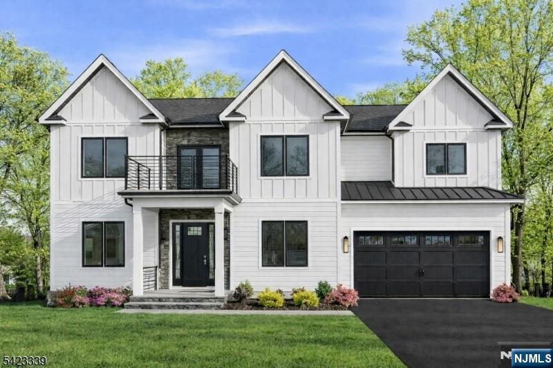 11 Elmwood Court - Photo 1