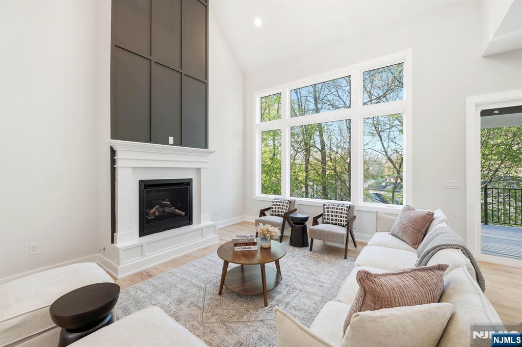 11 Elmwood Court — photo 12