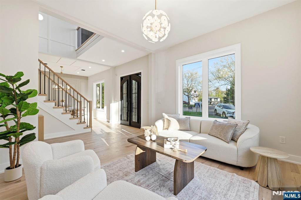 11 Elmwood Court - Photo 3