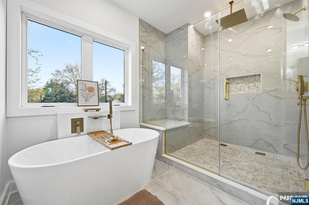 11 Elmwood Court — photo 24