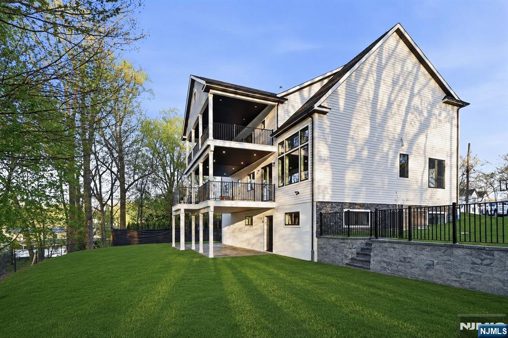 11 Elmwood Court — photo 39