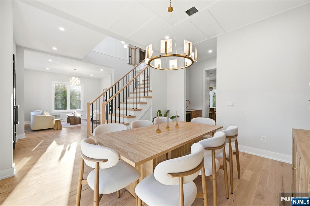 11 Elmwood Court - Photo 5