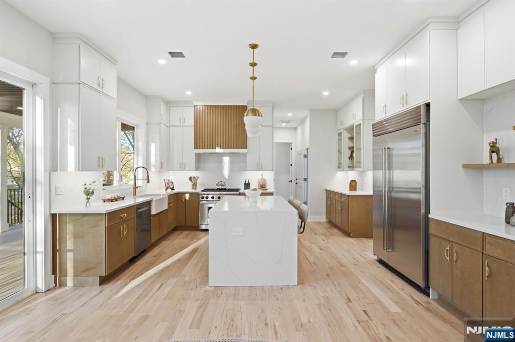 11 Elmwood Court — photo 8