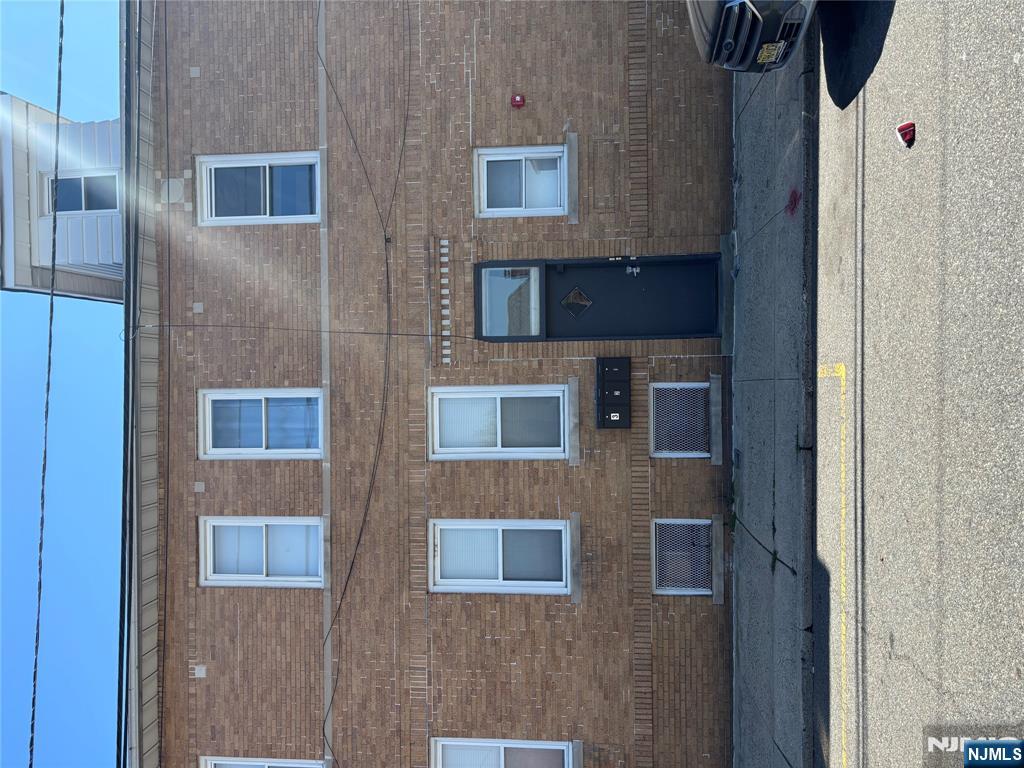 413 Paderewski, Perth Amboy, NJ, 08861