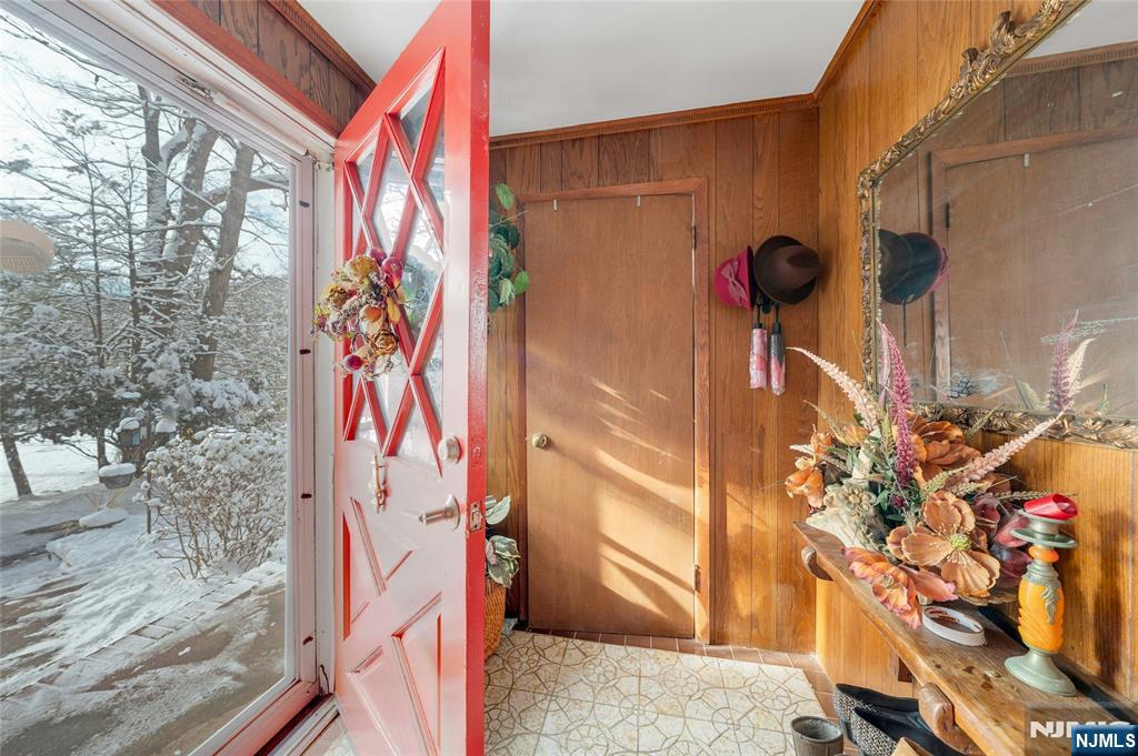 70 Skyline Drive - Photo 2