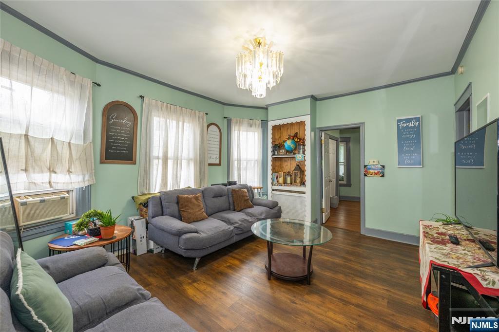 129 Howard Avenue - Photo 5