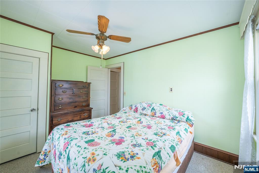 11 Oak Grove Road, Caldwell, NJ, 07006