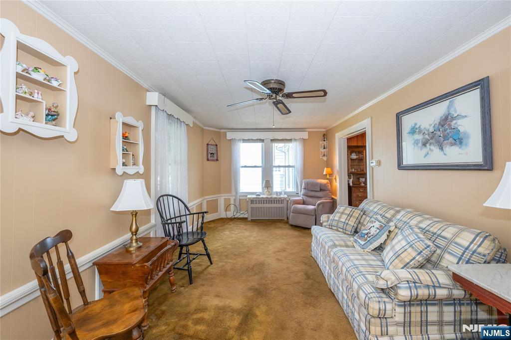 11 Oak Grove Road, Caldwell, NJ, 07006