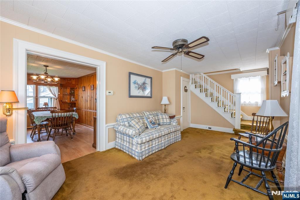 11 Oak Grove Road, Caldwell, NJ, 07006