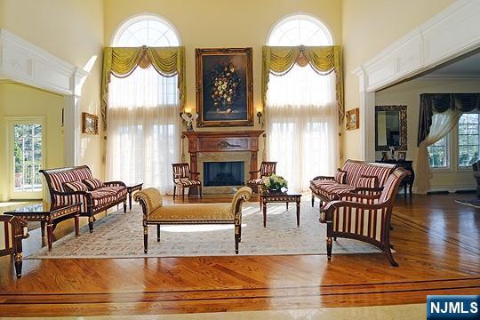 417 N Woodland Street - Photo 3