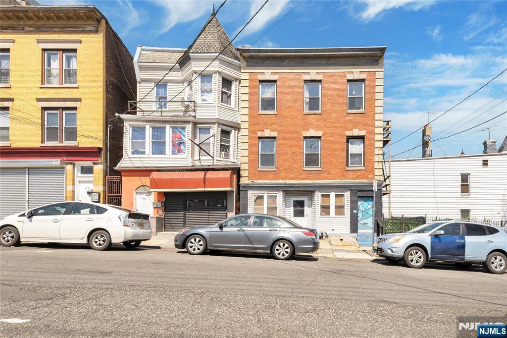 61 Victoria Avenue - Photo 1