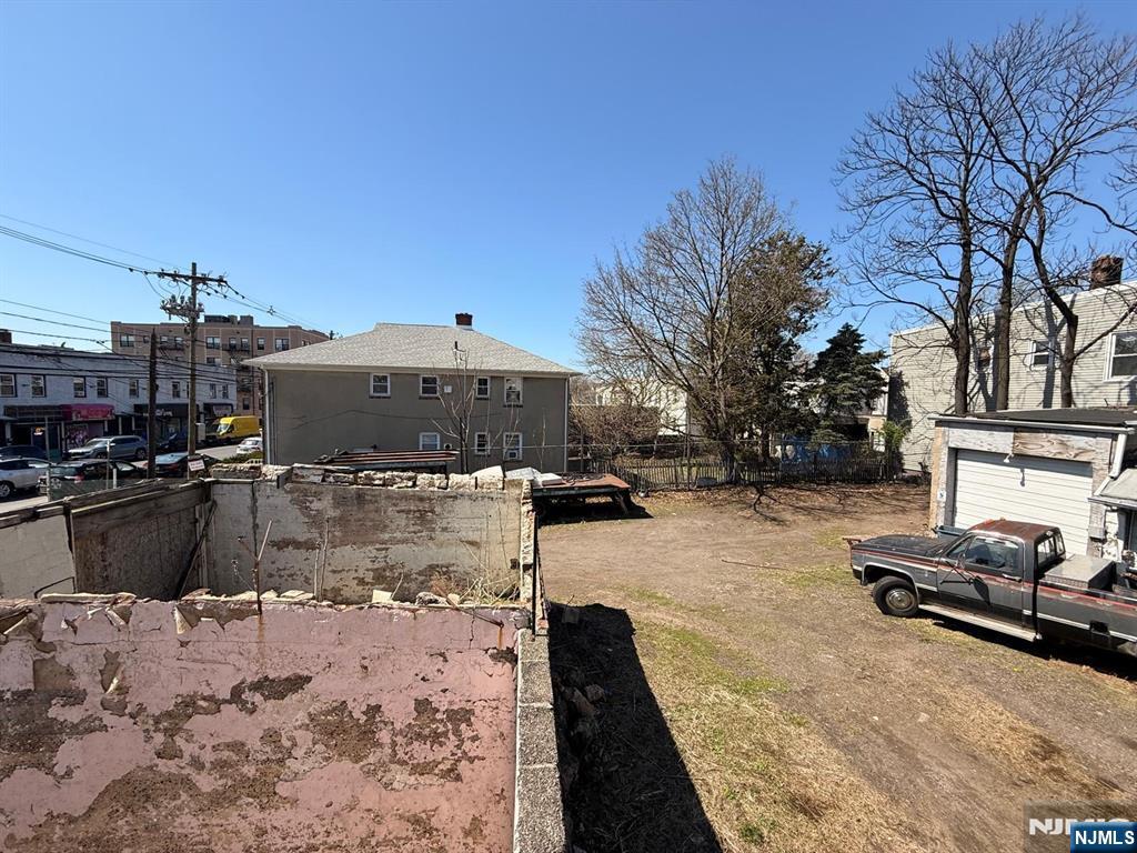 339 Myrtle Avenue - Photo 4