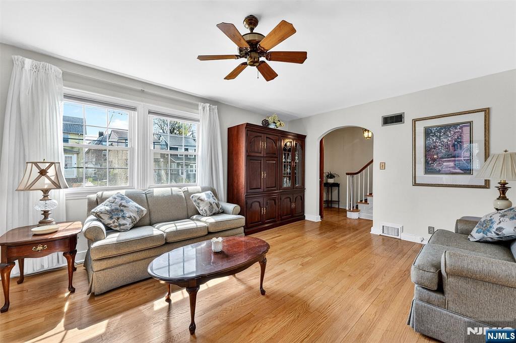 68 Ilford Avenue - Photo 3