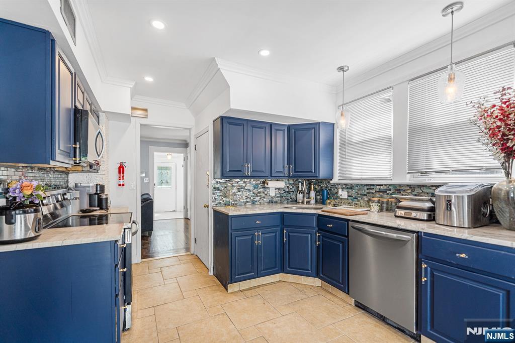 253 Maplewood Avenue, Bogota, NJ, 07603