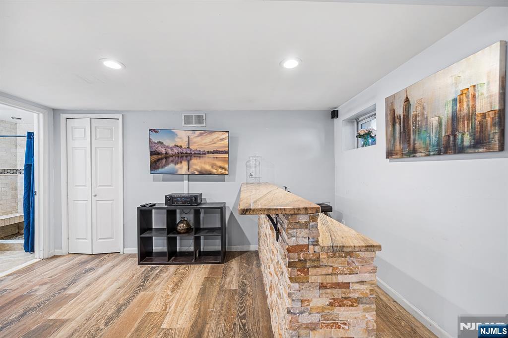 253 Maplewood Avenue, Bogota, NJ, 07603