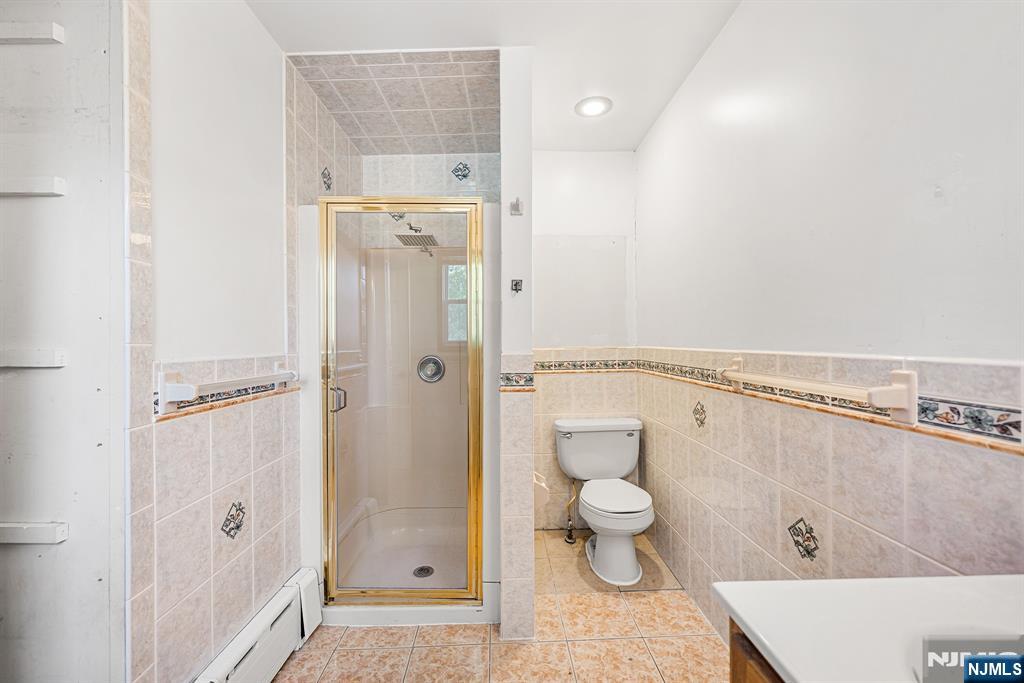 253 Maplewood Avenue, Bogota, NJ, 07603