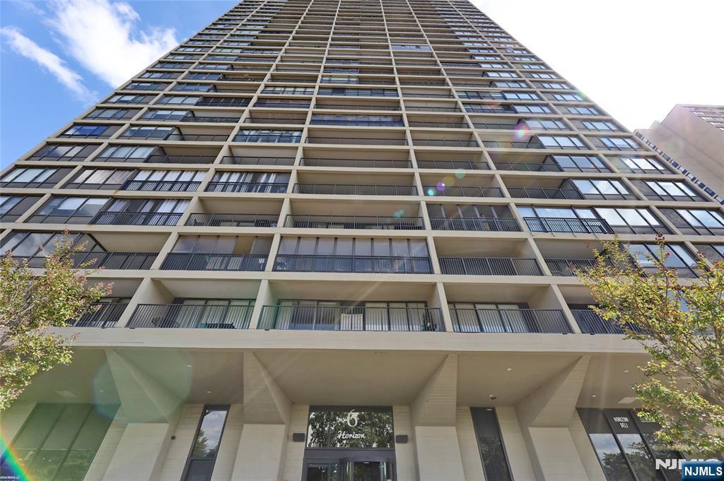 6 Horizon #2106, Fort Lee, NJ 07024