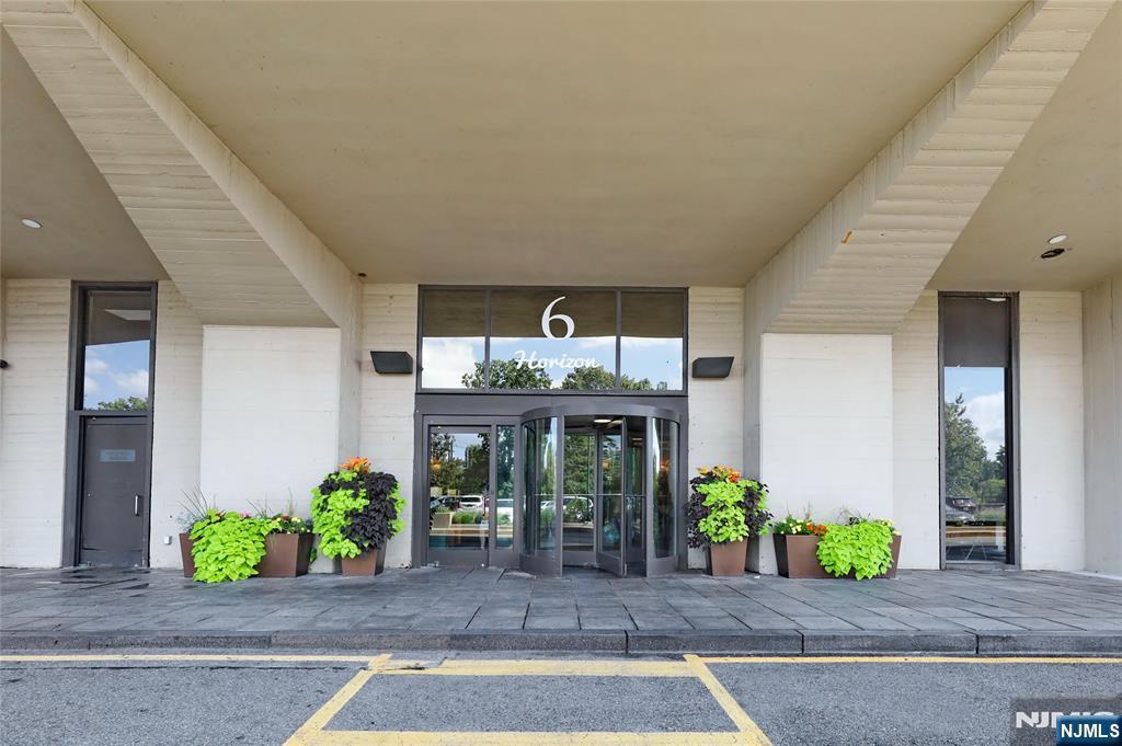 6 Horizon #2106, Fort Lee, NJ 07024