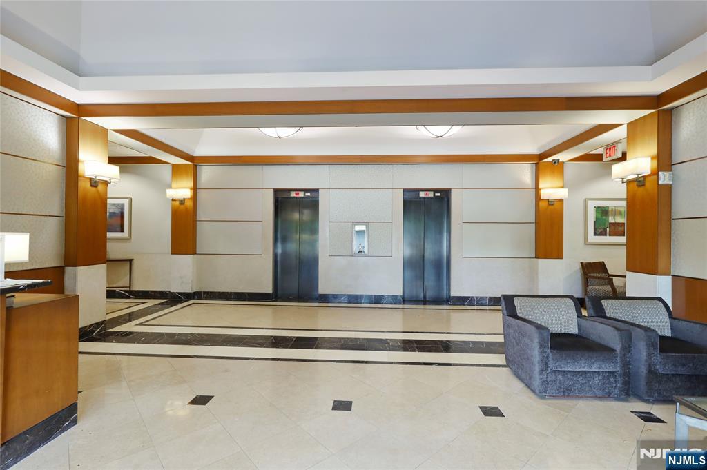 6 Horizon #2106, Fort Lee, NJ 07024