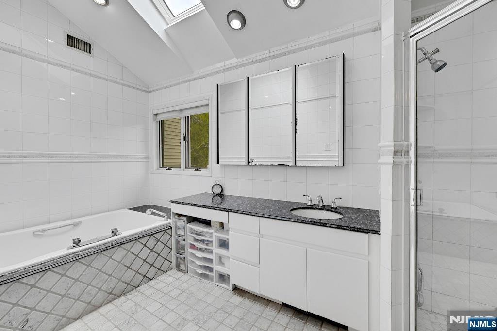 618 Fir Court UNIT 618, Norwood, NJ, 07648