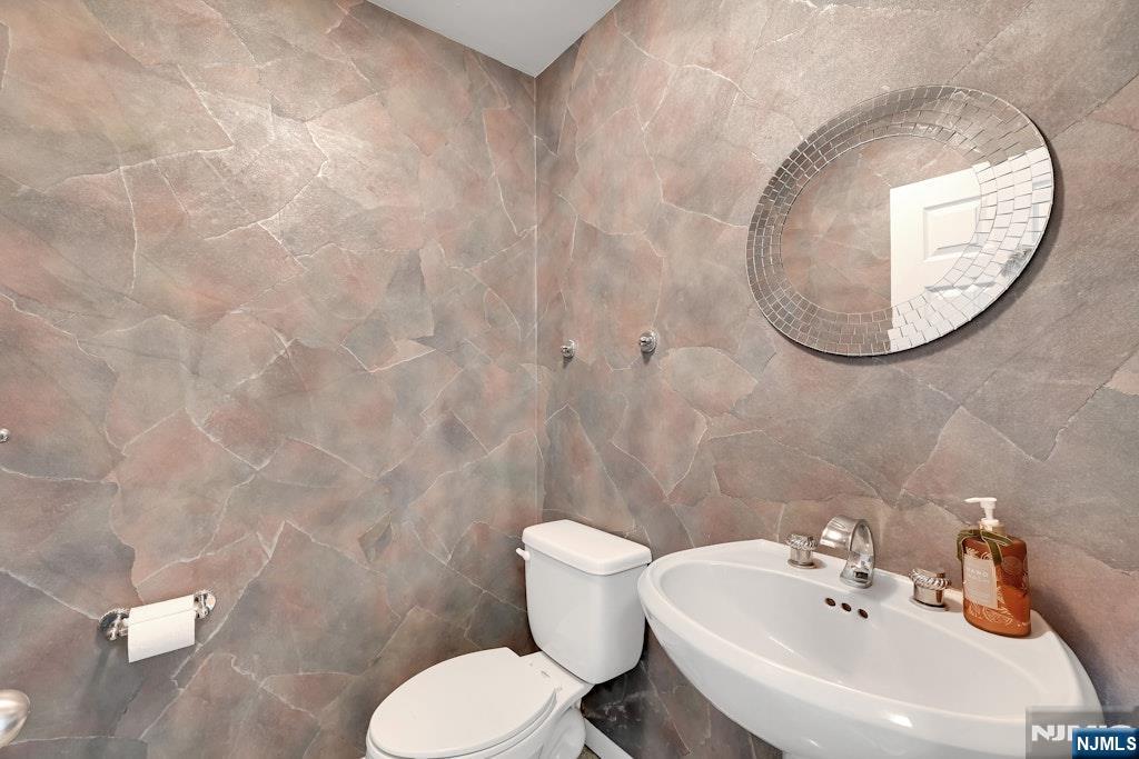 618 Fir Court UNIT 618, Norwood, NJ, 07648