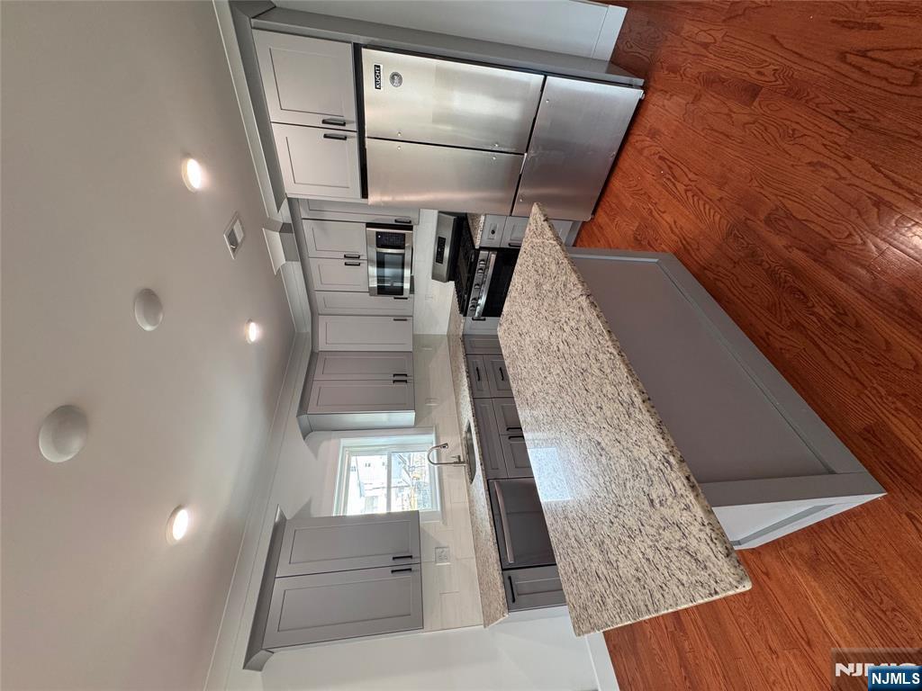 378 Forest UNIT 2, Kearny, NJ, 07032