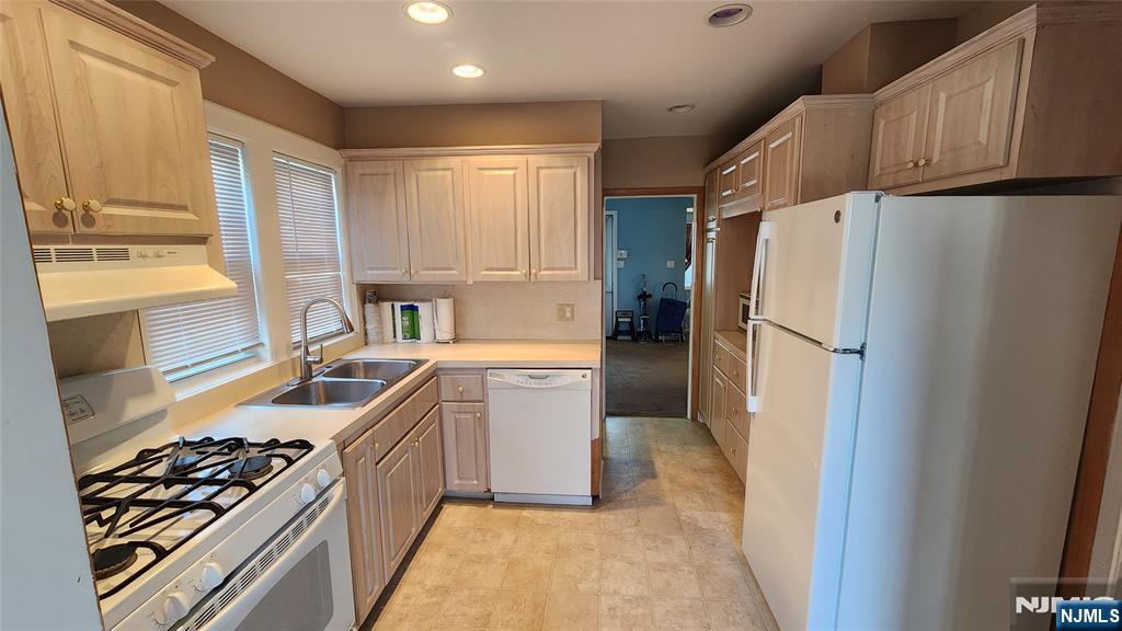 331 Sherman Avenue - Photo 5