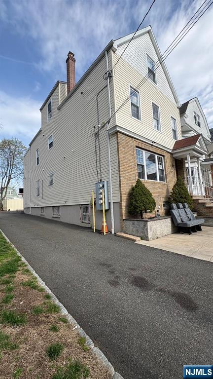 87-89 Ellis Avenue - Photo 2