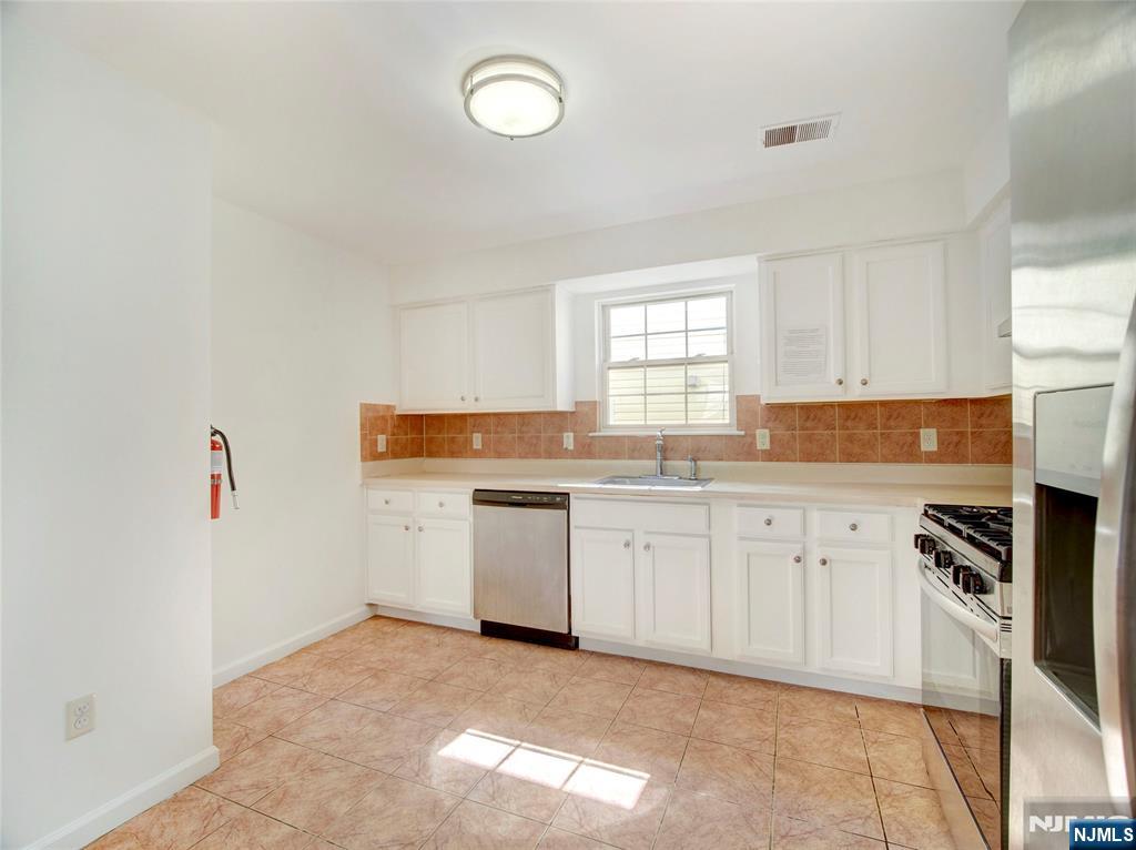 54-56 Bragaw Avenue - Photo 5