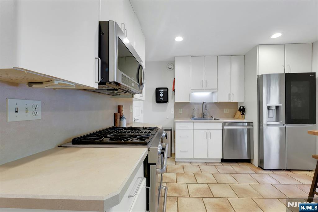 962 Pines Terrace — photo 13