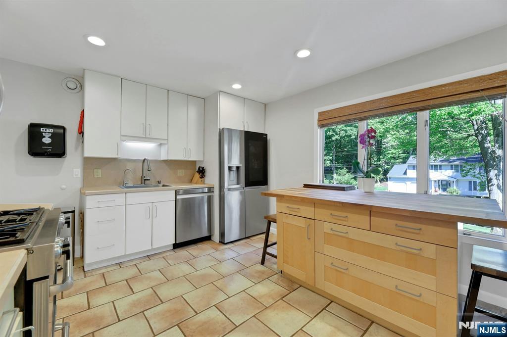 962 Pines Terrace — photo 16