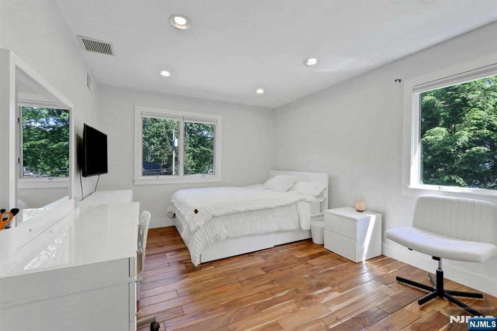 962 Pines Terrace — photo 30