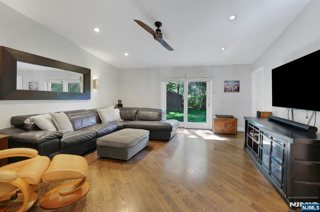 962 Pines Terrace — photo 6