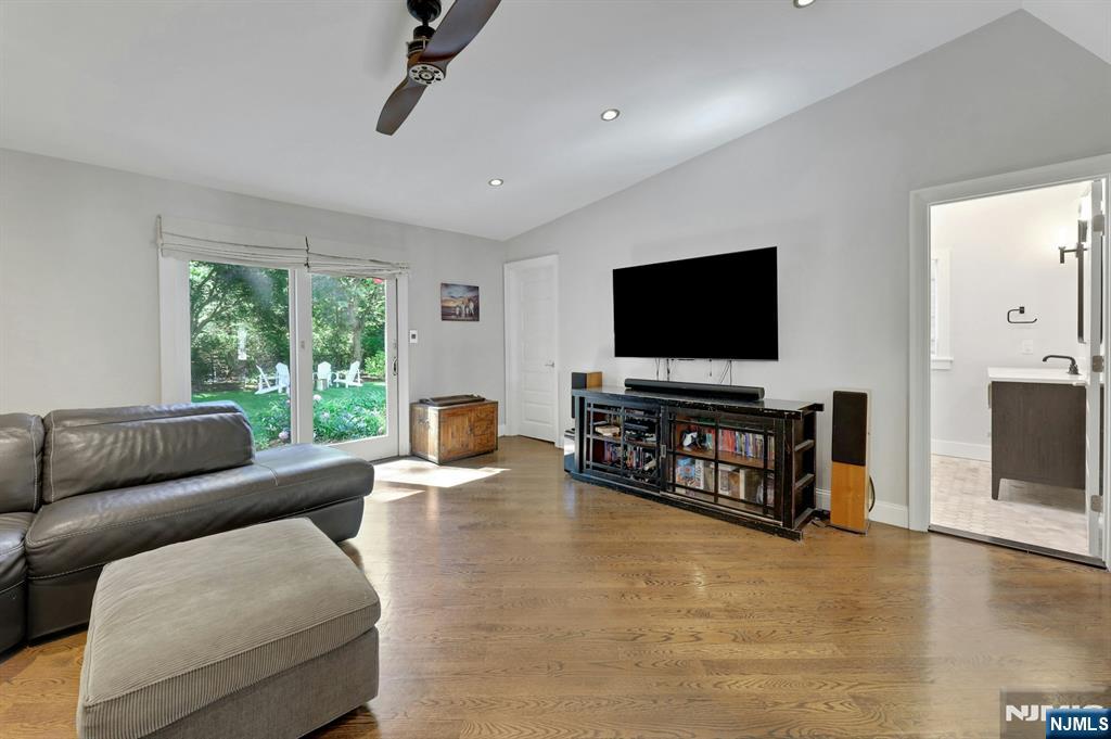 962 Pines Terrace — photo 7