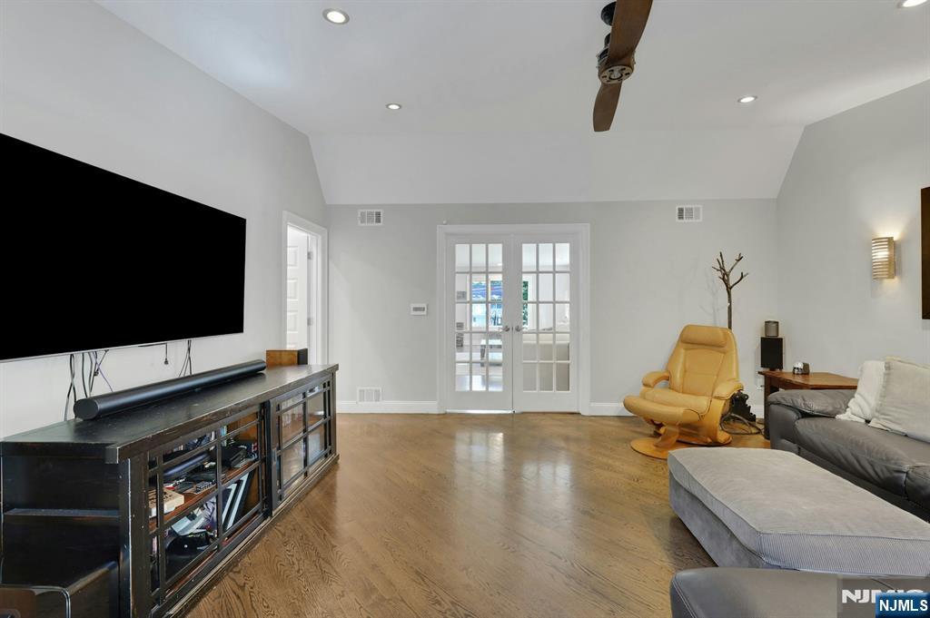 962 Pines Terrace — photo 8