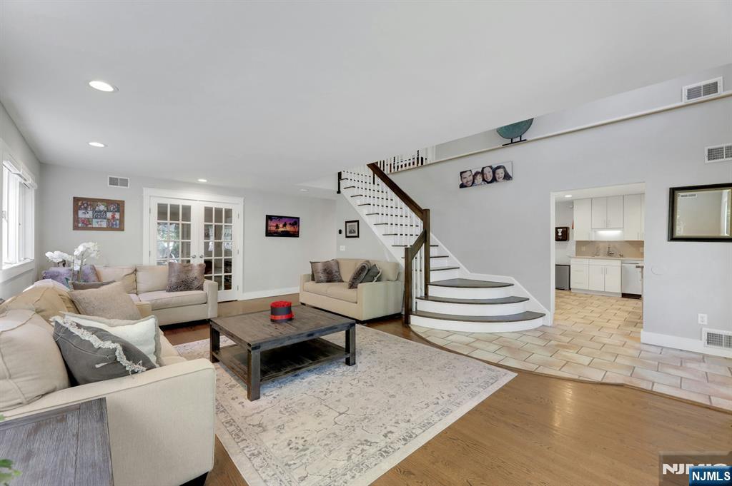 962 Pines Terrace — photo 10