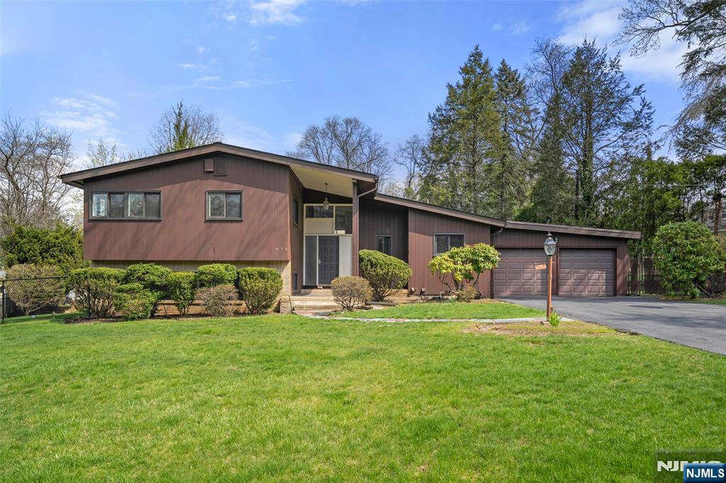 7 Delafield Avenue, Rutherford, NJ, 07070