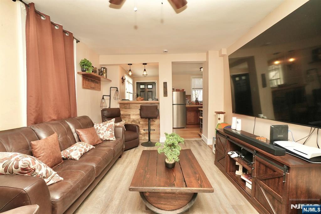 3 Laurel Avenue - Photo 2