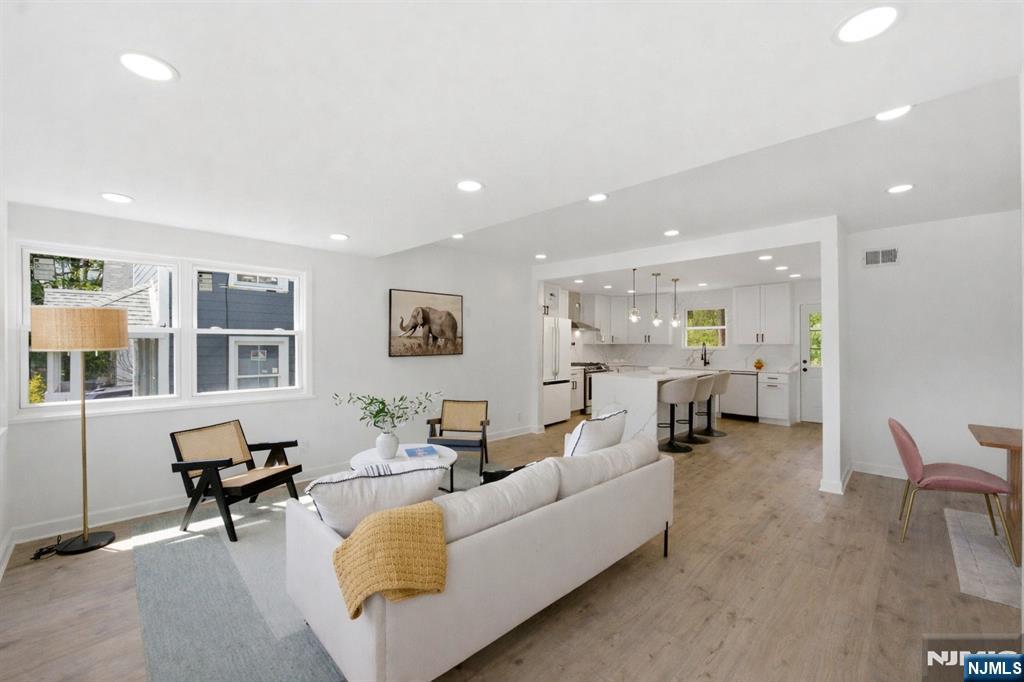 59 Erie Avenue - Photo 4