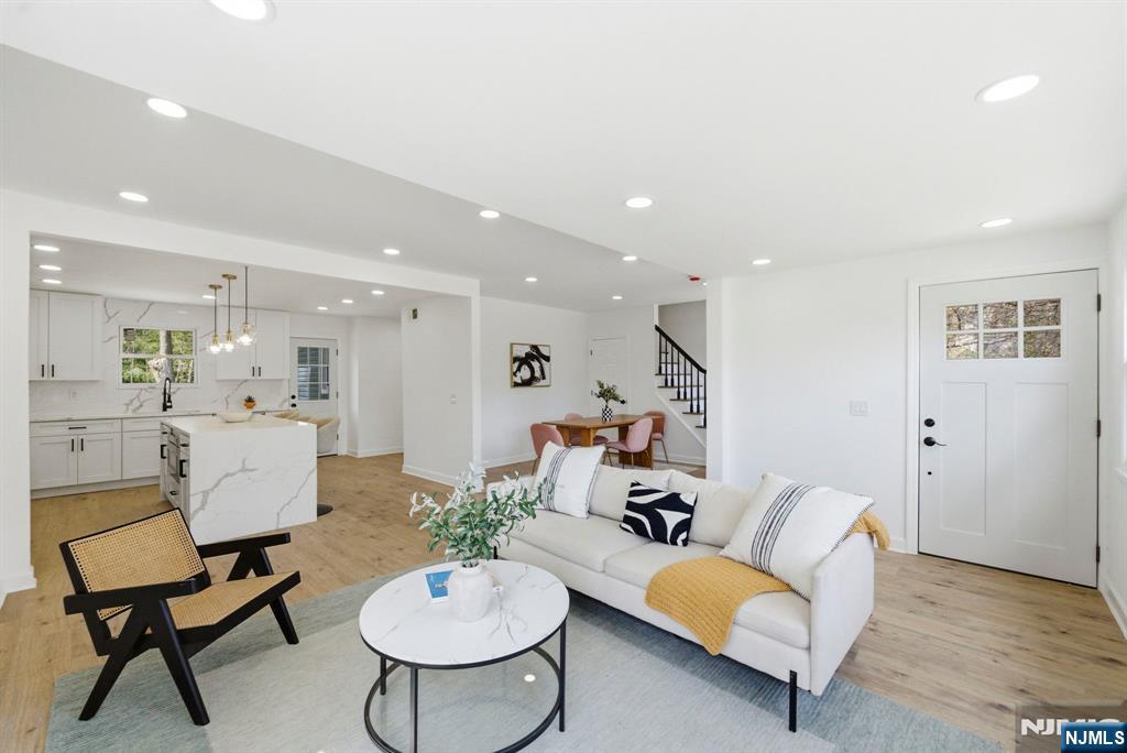 59 Erie Avenue - Photo 5