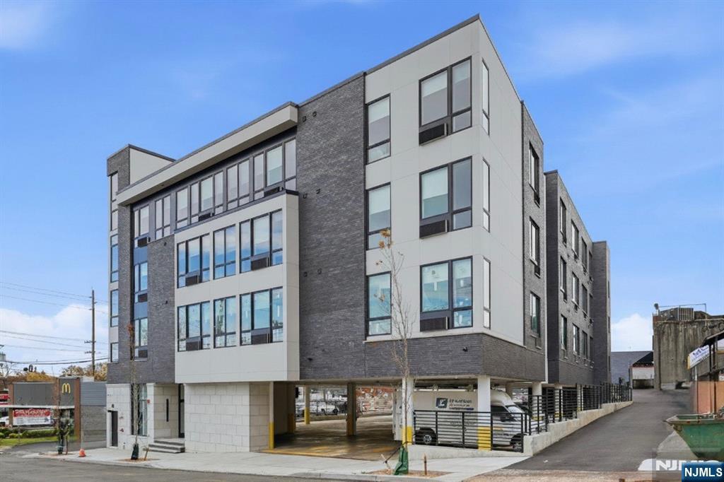 116 Washington UNIT 3D, Newark, NJ, 07102